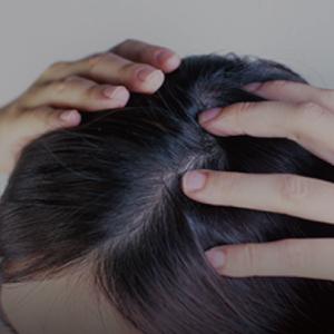 4/噴完，可用手指輕推畫勻。