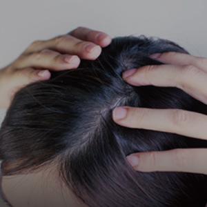 4/噴完,可用手指輕壓按摩。